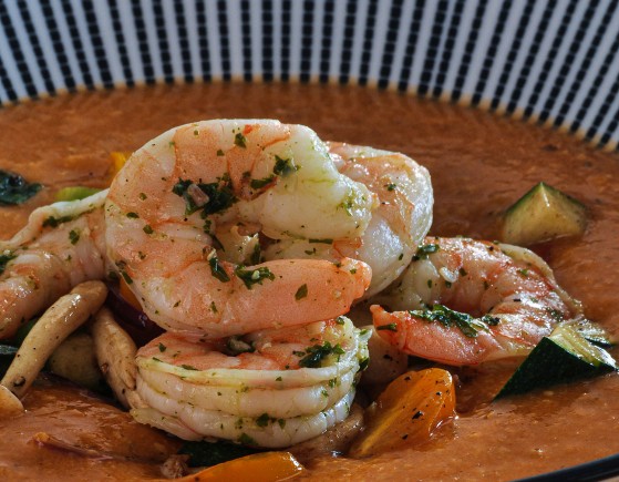 Indisk korma med vannameiräkor